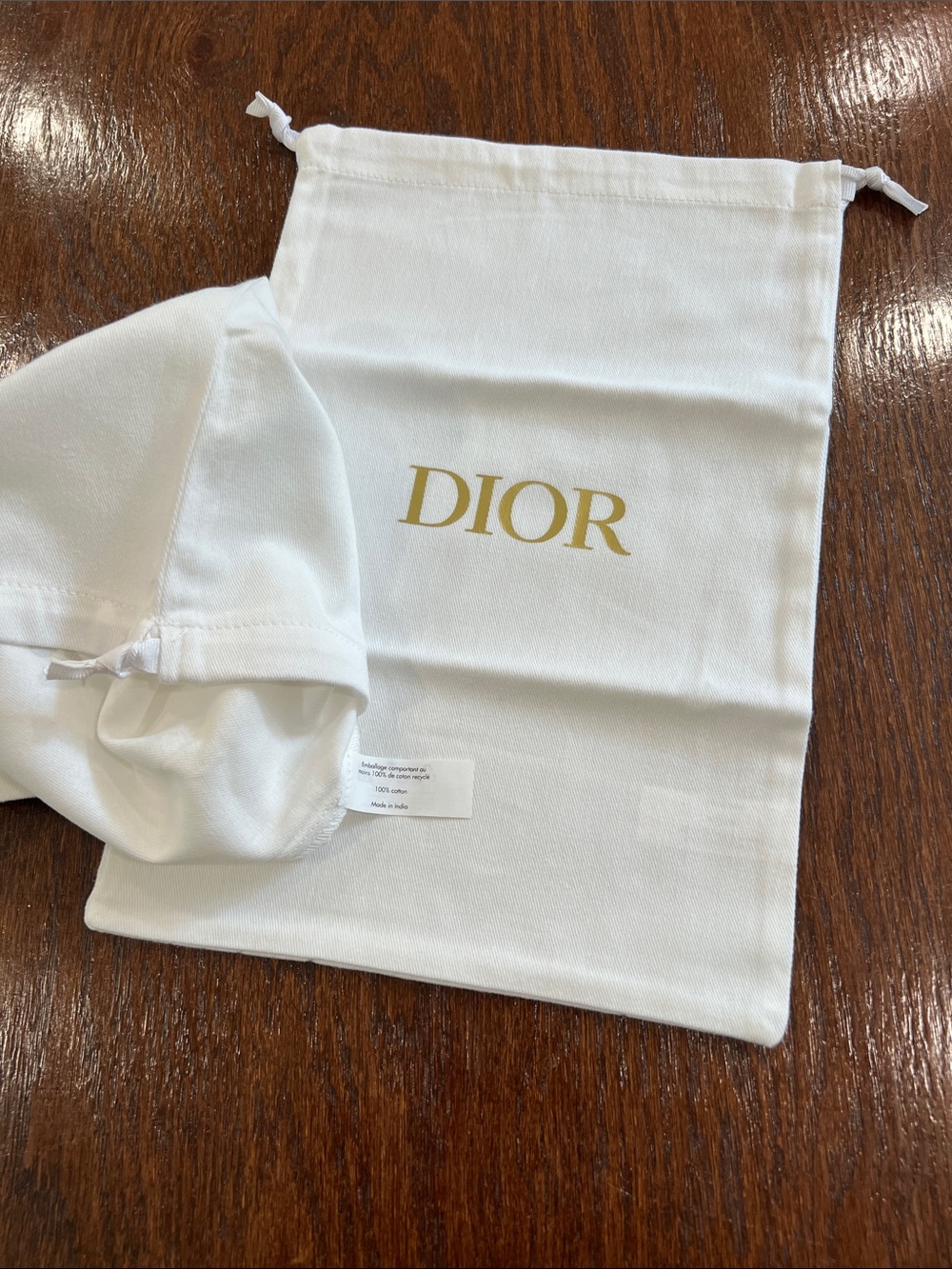 Dior White Drawstring Pouches with Gold Logo for shoes (Pair) - Picture 3 of 6
